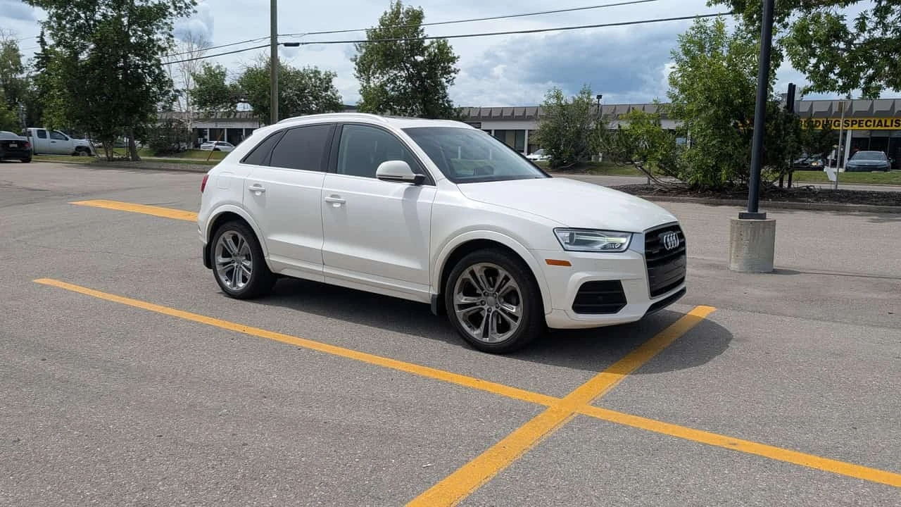 Audi Q3 * Progressiv * CARFAX * ОПЦИЯ ЗА ФИНАНСИРАНЕ * , снимка 2 - Автомобили и джипове - 56280722