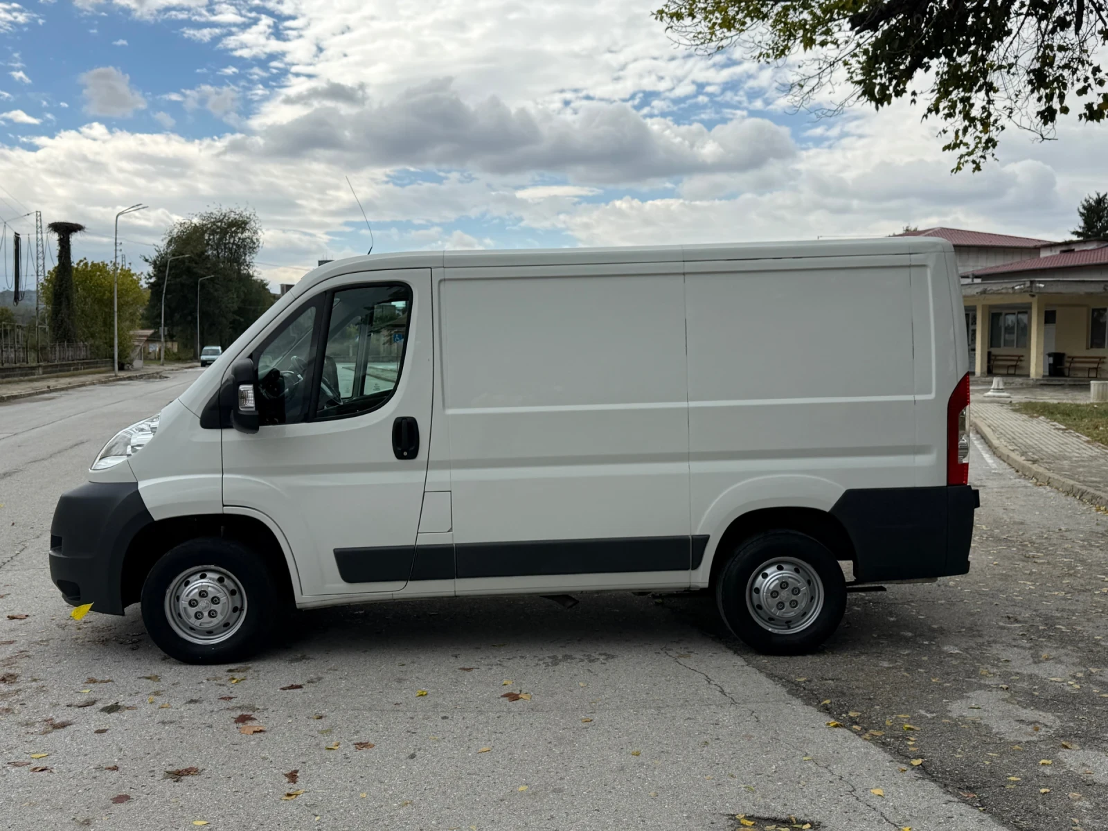 Peugeot Boxer 2.2HDI L1H1 - изображение 5