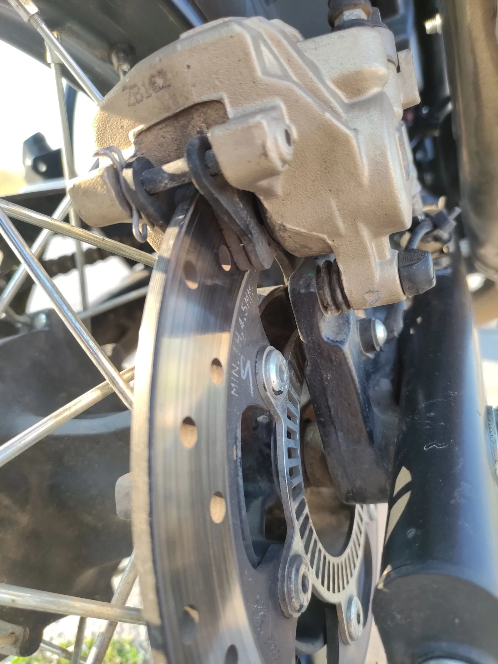 Royal Enfield Scram 411 - изображение 4