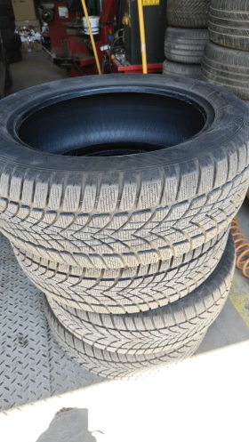 Гуми Зимни 225/55R18, снимка 2