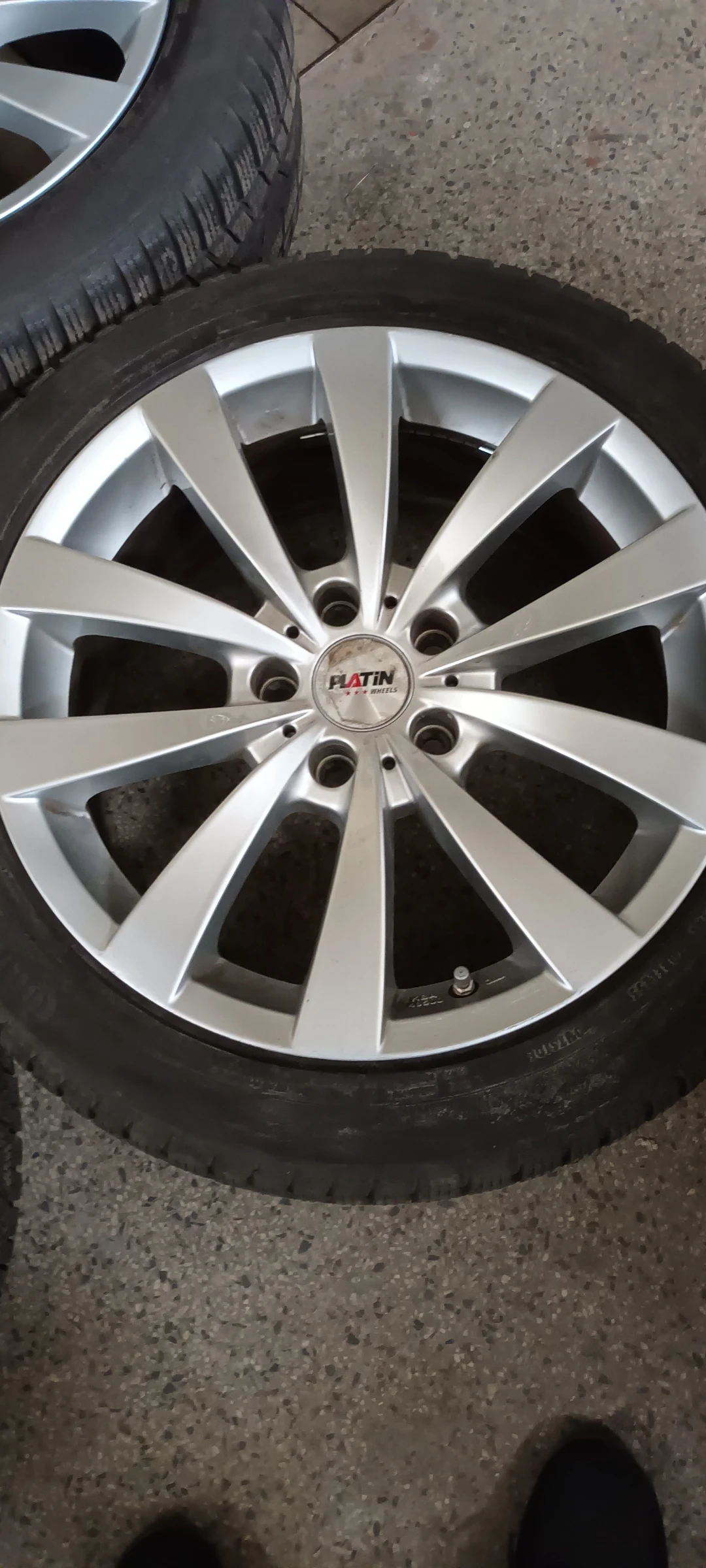 Гуми с джанти Continental 235/45R18, снимка 2 - Гуми и джанти - 54855931