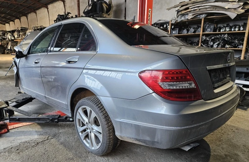 Mercedes-Benz C 180 ОМ651, снимка 1 - Автомобили и джипове - 43447074