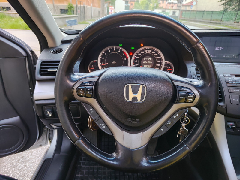 Honda Accord, снимка 11 - Автомобили и джипове - 45911911