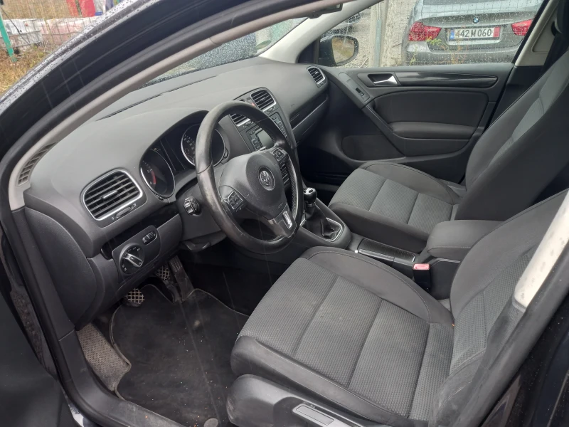 VW Golf 2.0TDI, снимка 10 - Автомобили и джипове - 47076818