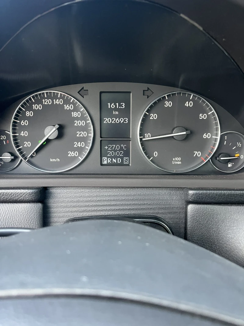 Mercedes-Benz C 350, снимка 8 - Автомобили и джипове - 51727597