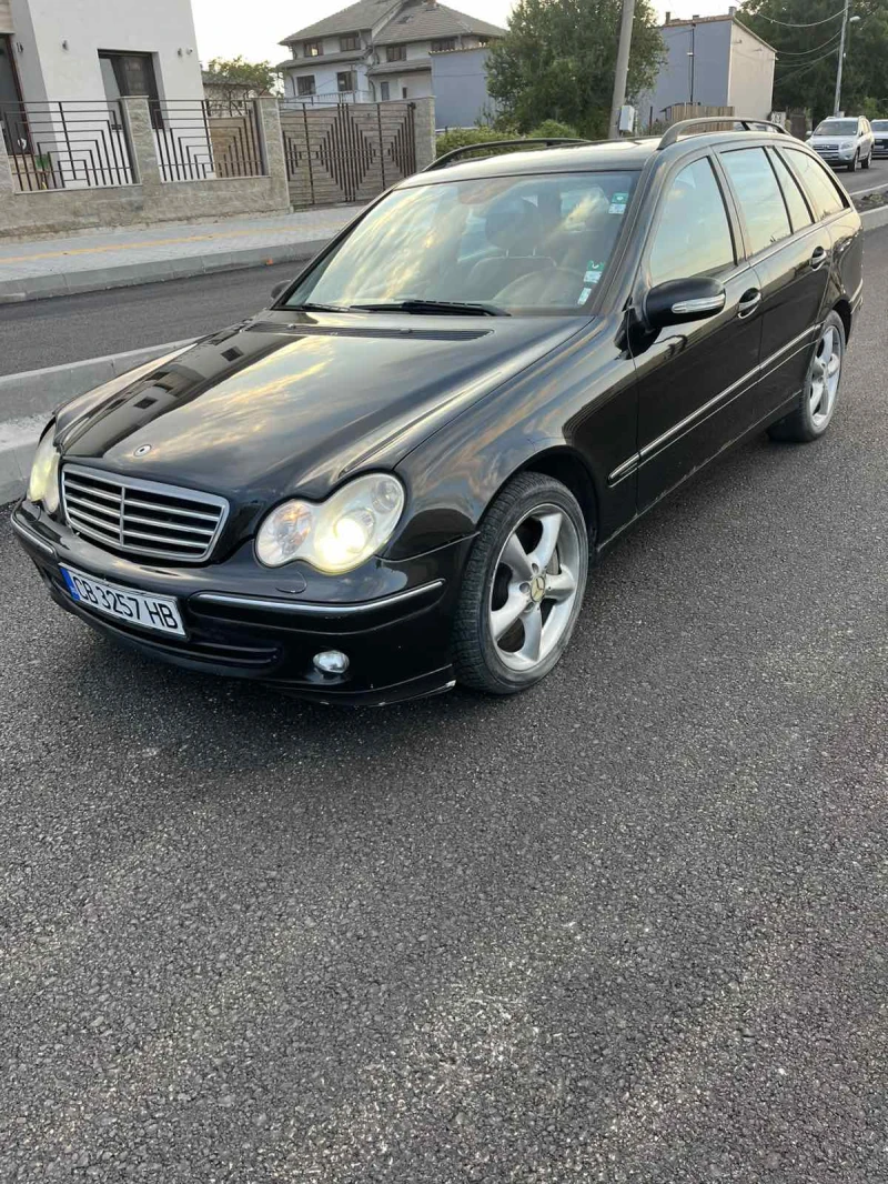 Mercedes-Benz C 350, снимка 2 - Автомобили и джипове - 51727597