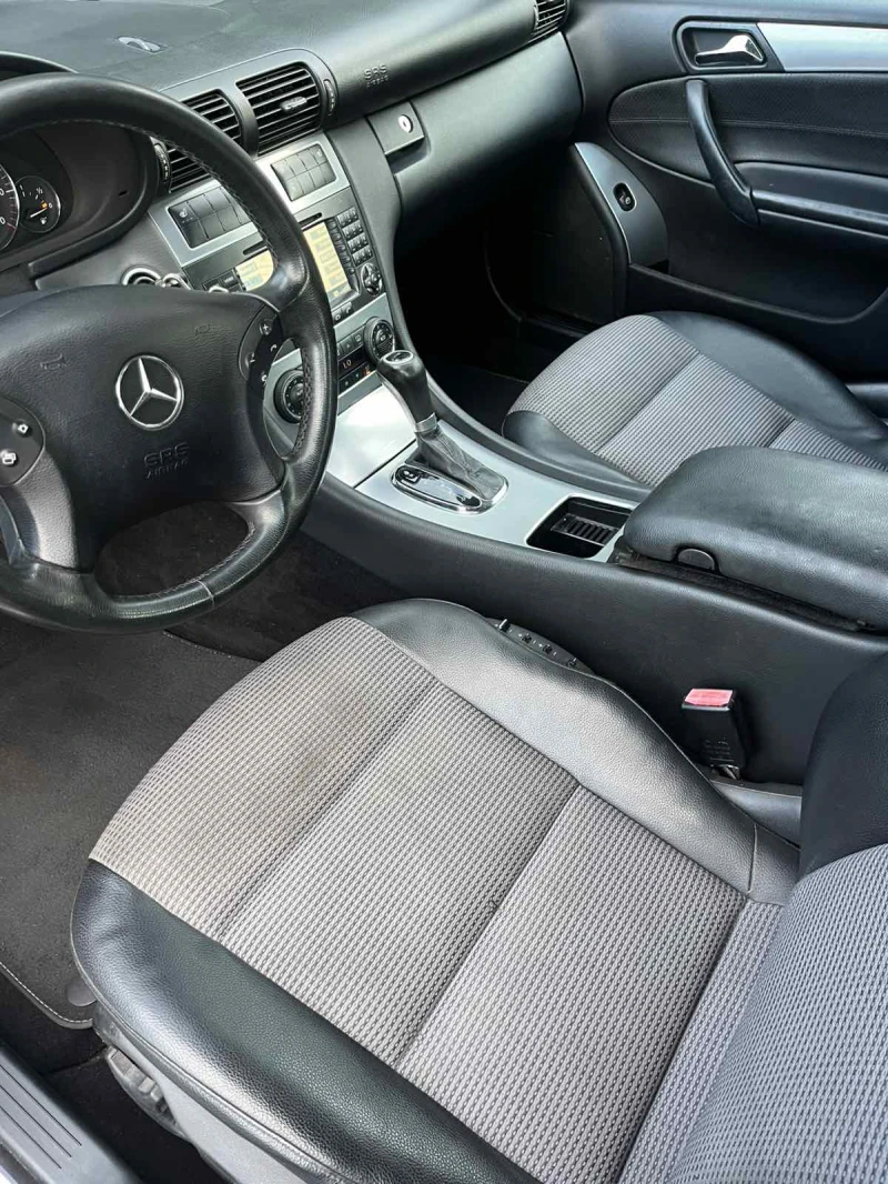 Mercedes-Benz C 350, снимка 5 - Автомобили и джипове - 51727597