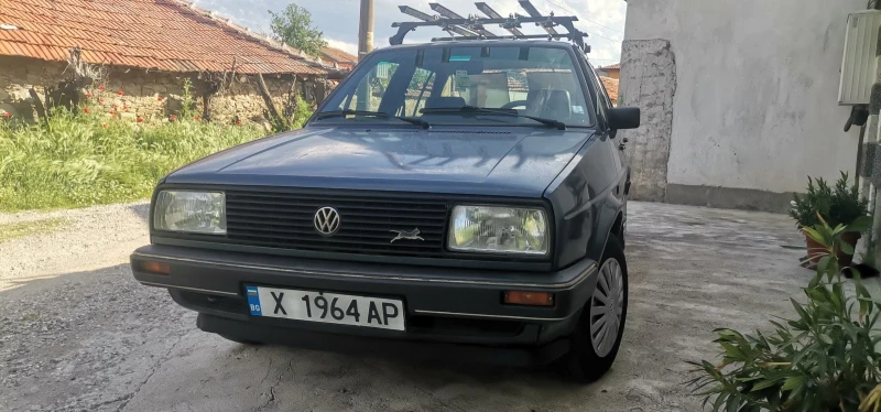 VW Jetta 1.3, снимка 1 - Автомобили и джипове - 47978131