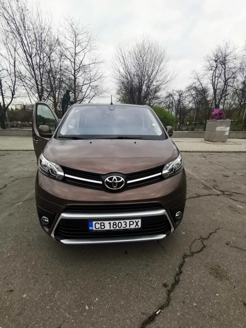 Toyota Proace City Verso Пътнически, снимка 4 - Автомобили и джипове - 49410908