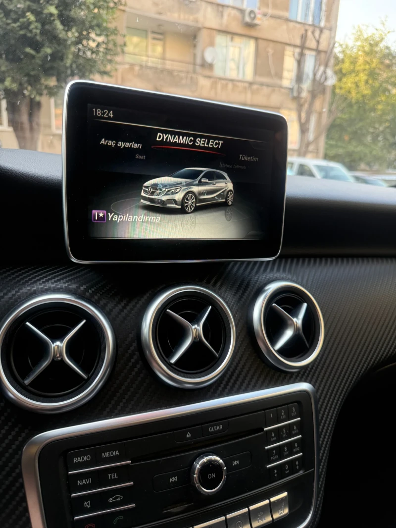 Mercedes-Benz A 200 AMG, снимка 10 - Автомобили и джипове - 52566245