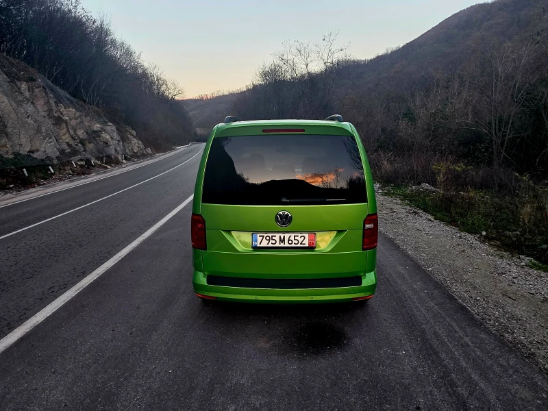 VW Caddy 2.0 TDI, снимка 4 - Автомобили и джипове - 52810807