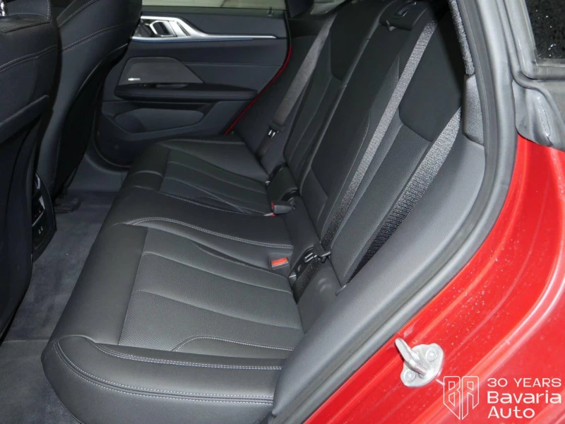 BMW i4 40 eDrive M Sport Paket, снимка 8 - Автомобили и джипове - 52833477