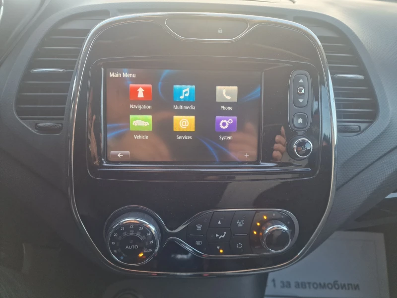 Renault Captur 6Speed 110kc, снимка 15 - Автомобили и джипове - 53120904