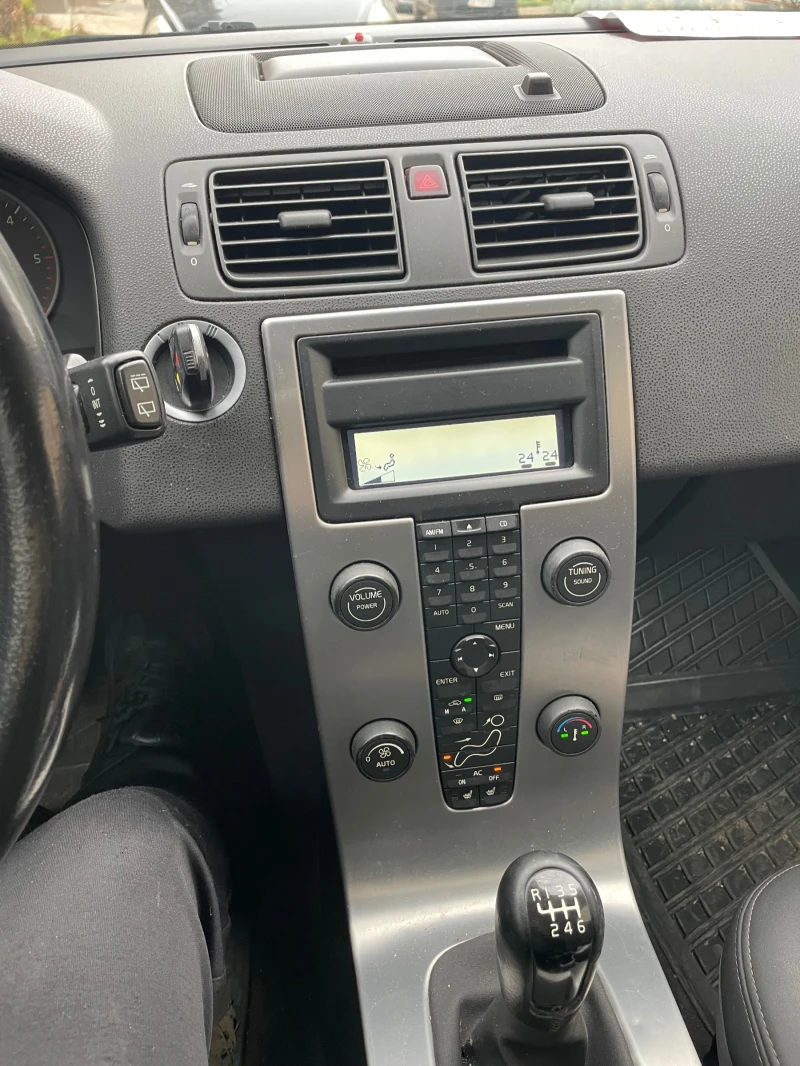 Volvo V50, снимка 5 - Автомобили и джипове - 53430773