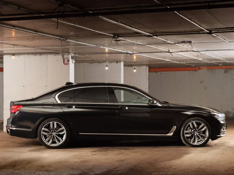 BMW 740 LONG, BOWERS/WILKINS, TABLETS, FULL, снимка 5 - Автомобили и джипове - 53587814