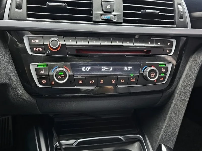 BMW 320 d, снимка 17 - Автомобили и джипове - 55144792