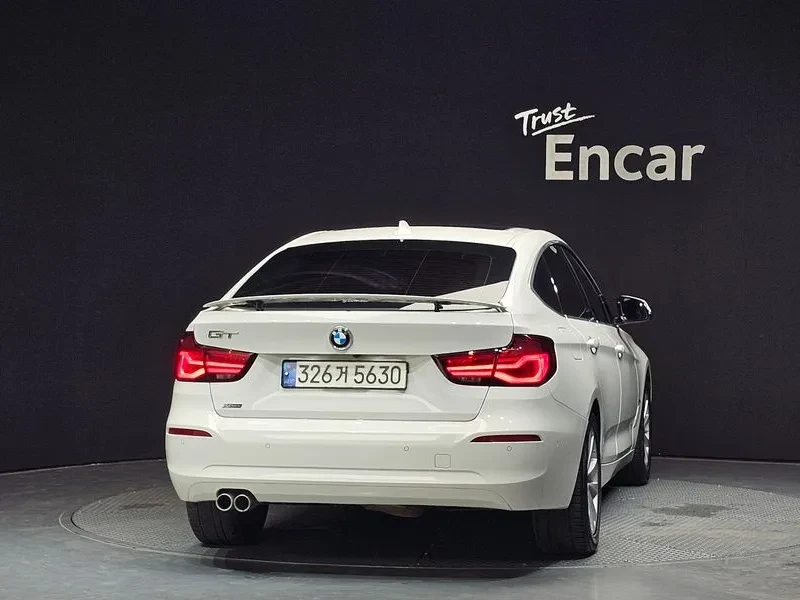 BMW 320 d, снимка 4 - Автомобили и джипове - 55144792