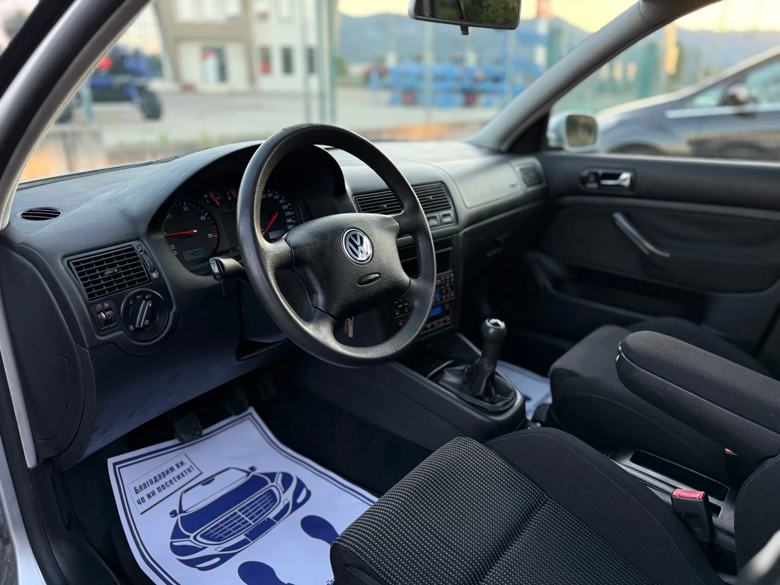 VW Golf 1.9TDi~101hp~КЛИМАТРОНИК - изображение 9