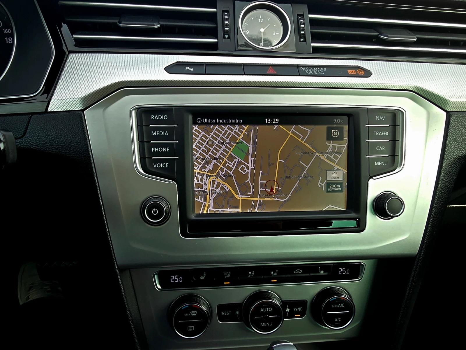 VW Passat 2.0 TDI 150ks - изображение 10