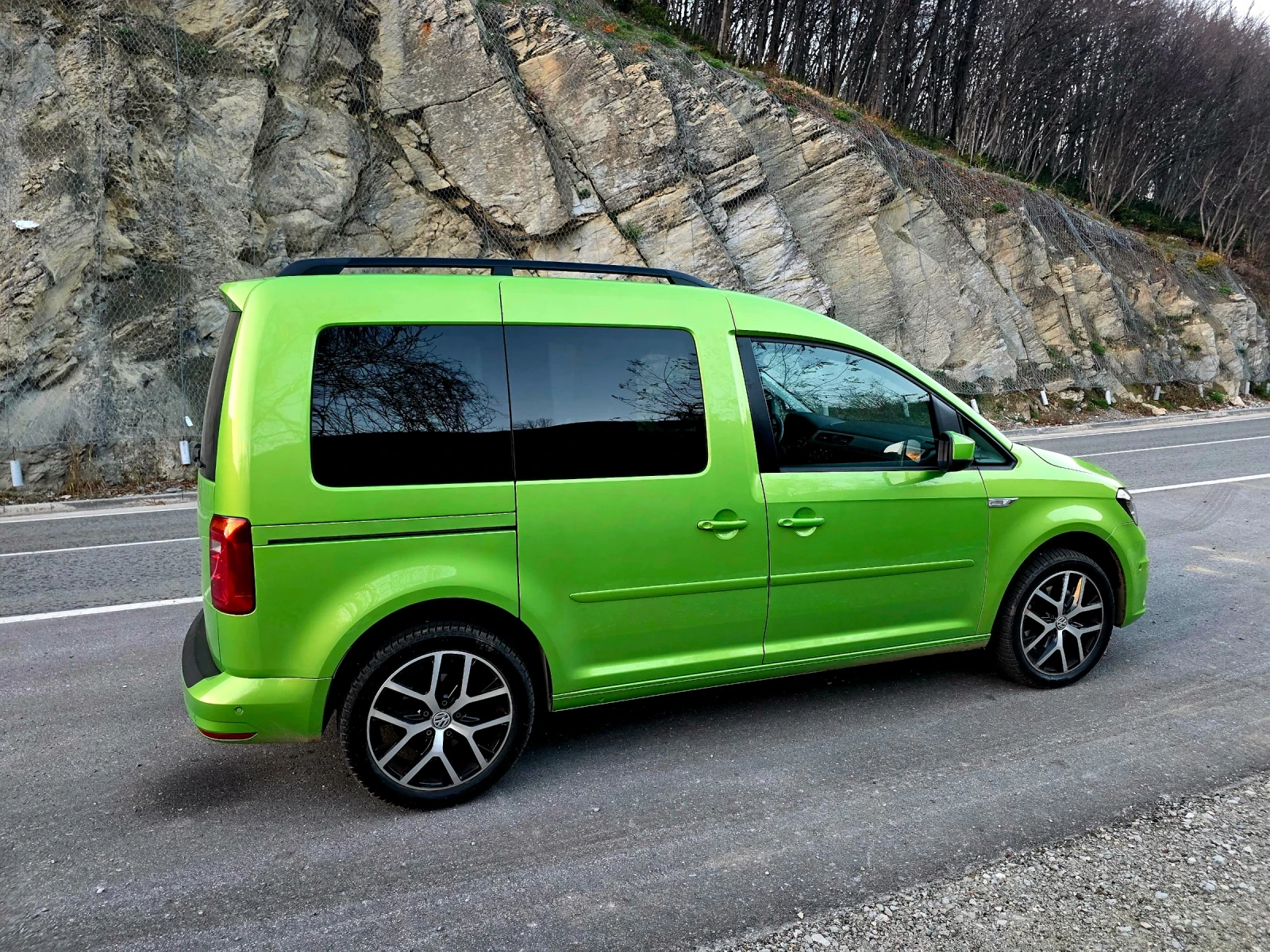 VW Caddy 2.0 TDI - изображение 2