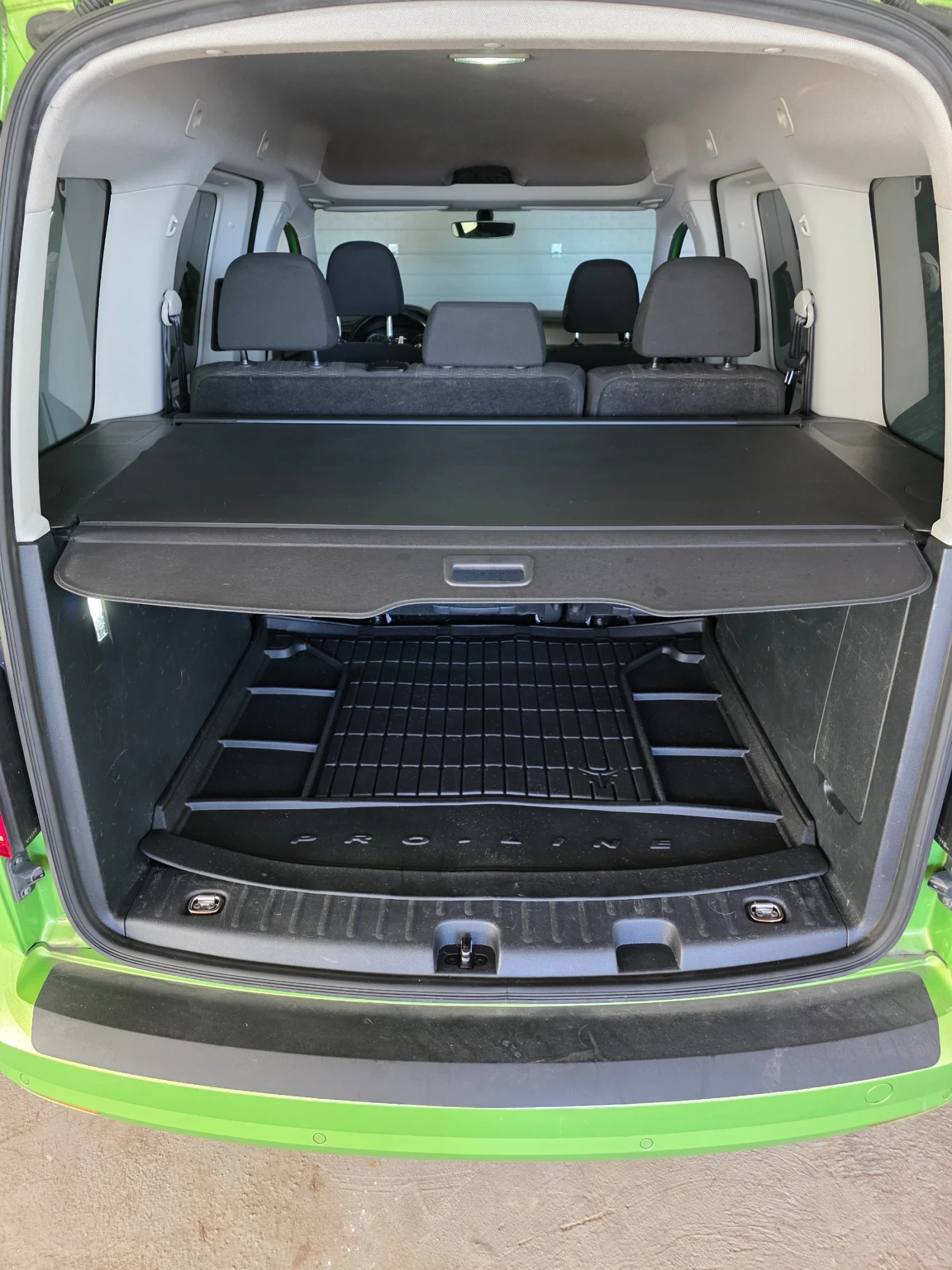 VW Caddy 2.0 TDI - изображение 10