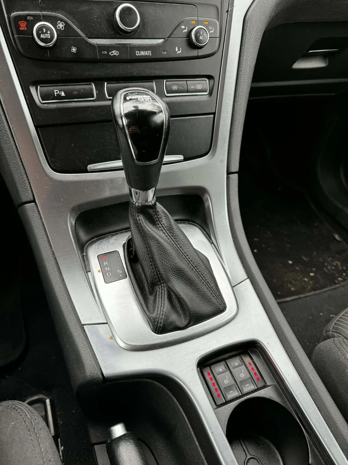 Ford Mondeo 2.0TDCI AUTOMATIC - изображение 2