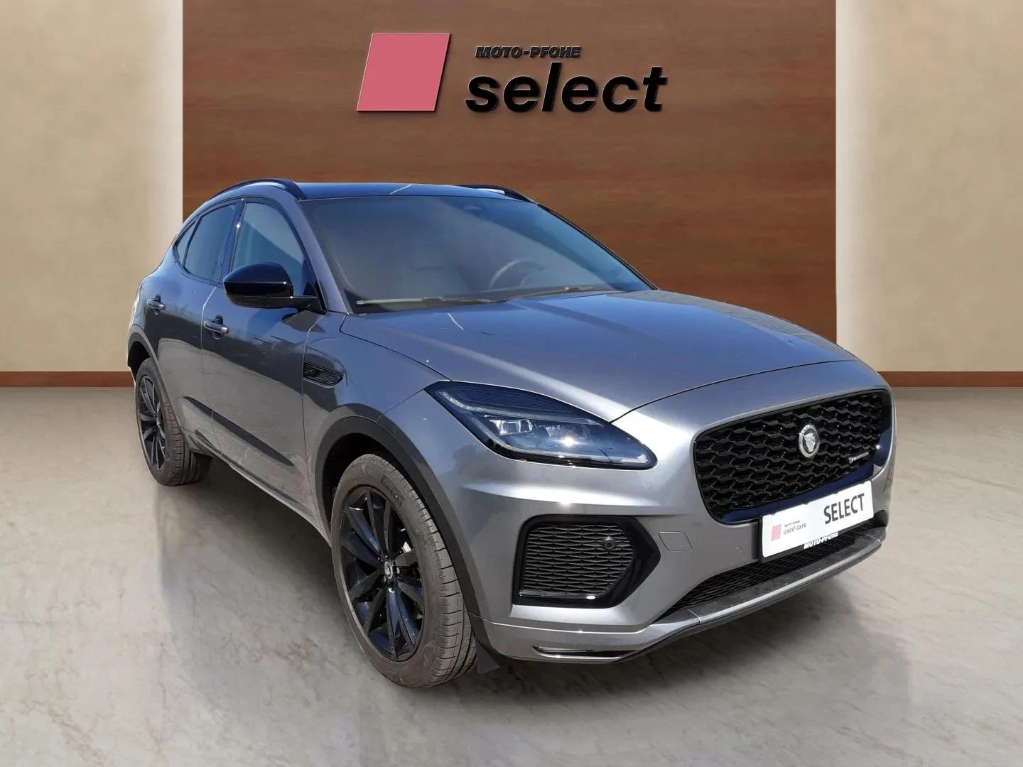 Jaguar E-pace 2.0 - изображение 3