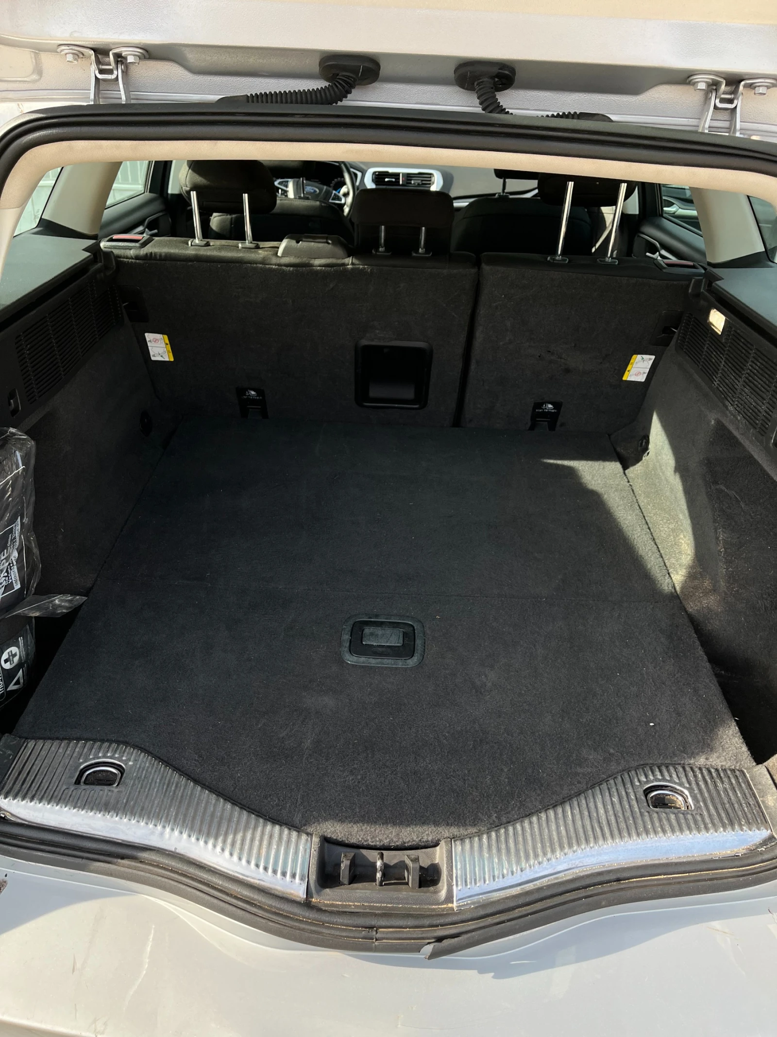 Ford Focus 2.0 TDCI Автоматик, TUV-Германия, снимка 14 - Автомобили и джипове - 53841645