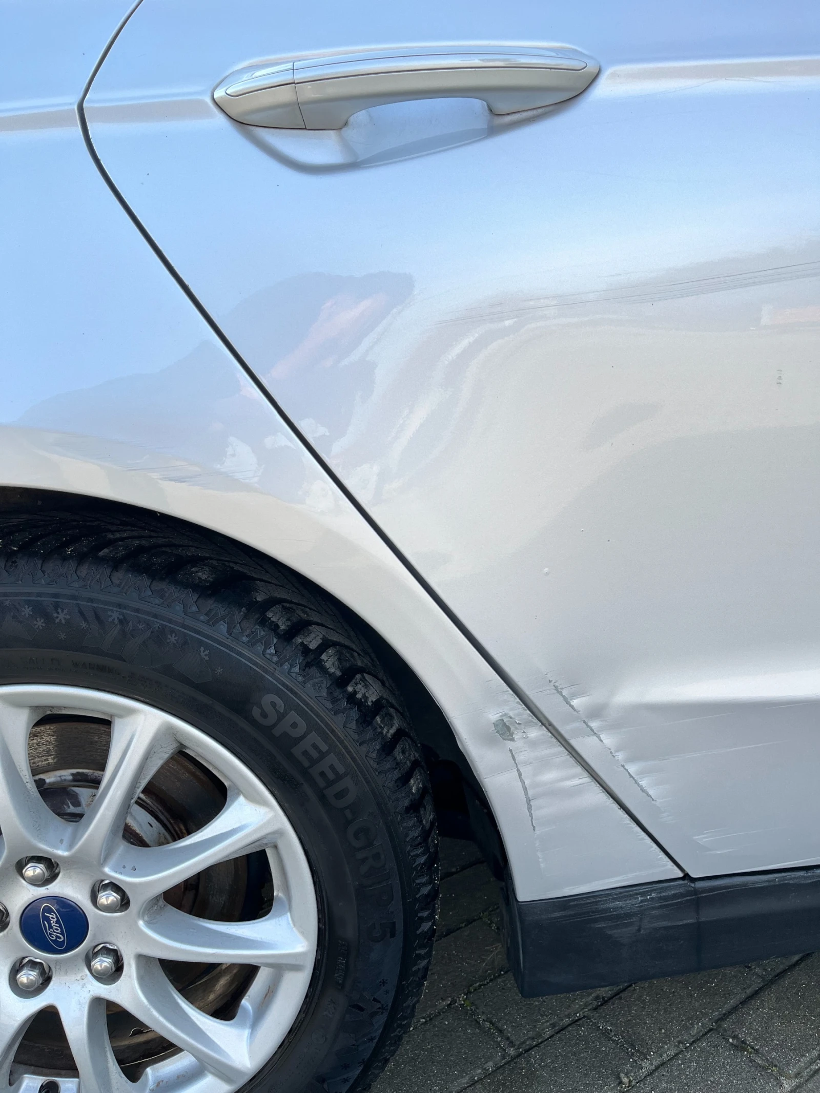 Ford Focus 2.0 TDCI Автоматик, TUV-Германия, снимка 6 - Автомобили и джипове - 53841645