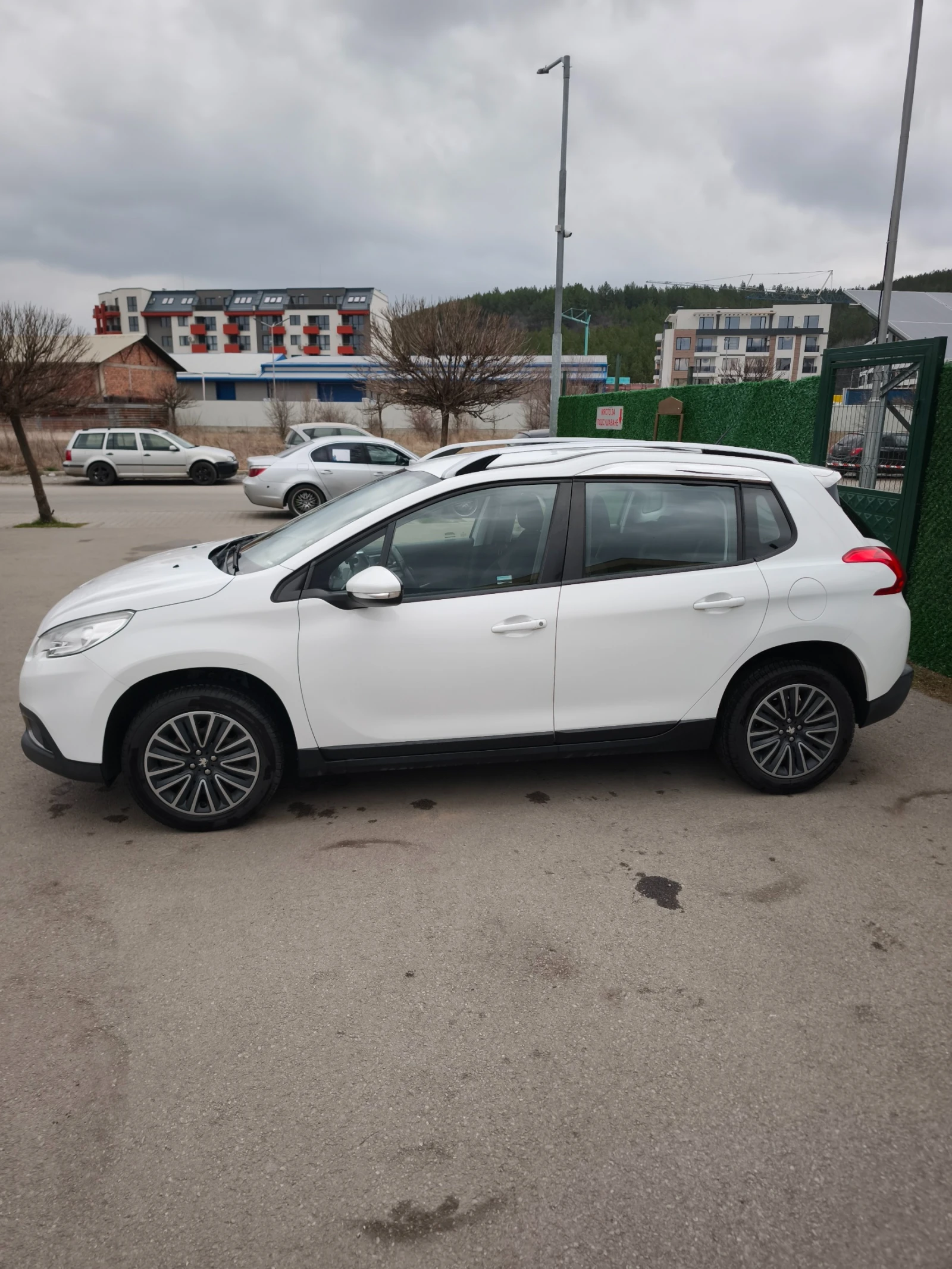 Peugeot 2008 1.4 HDI, снимка 4 - Автомобили и джипове - 53962133