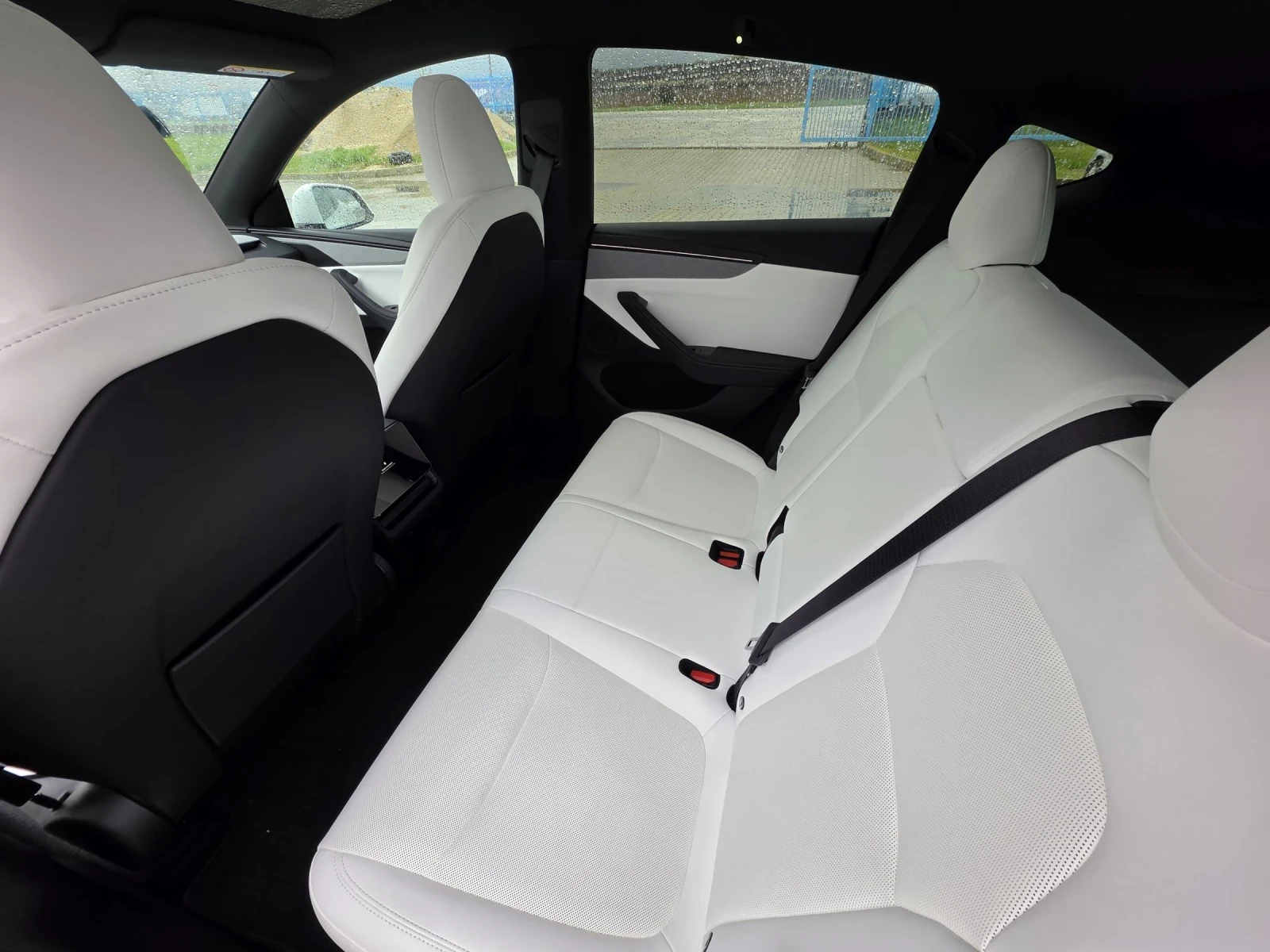 Tesla Model Y Premium All Wheel Drive  | Mobile.bg � ����������� 10