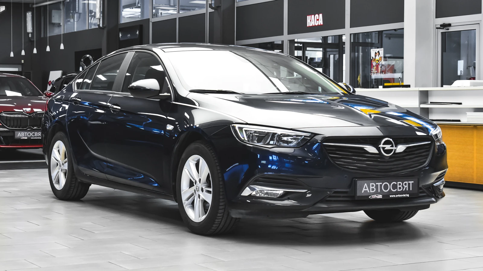 Opel Insignia Grand Sport 1.5 Turbo Edition Automatic, снимка 5 - Автомобили и джипове - 54508826