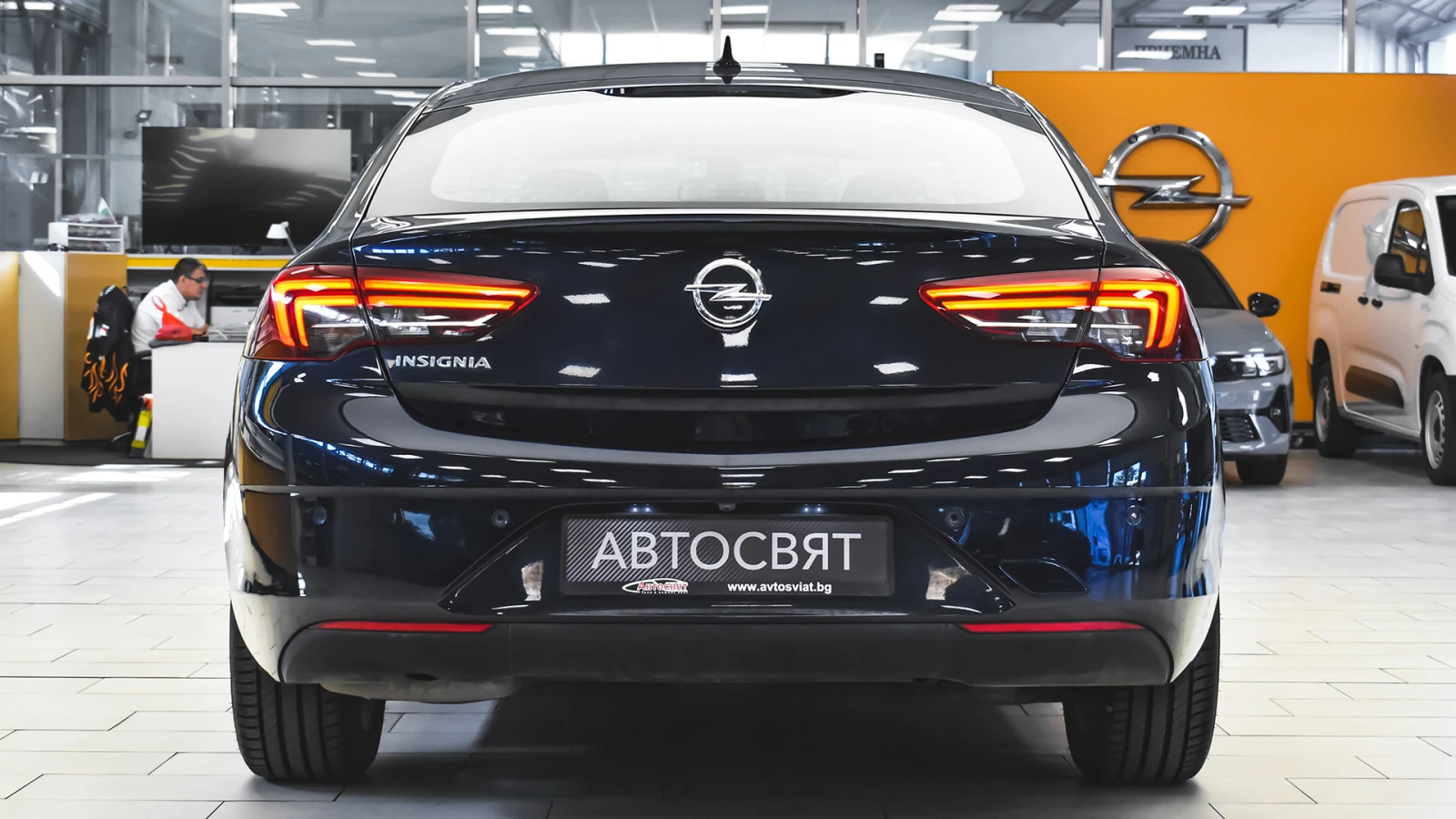 Opel Insignia Grand Sport 1.5 Turbo Edition Automatic, снимка 3 - Автомобили и джипове - 54508826