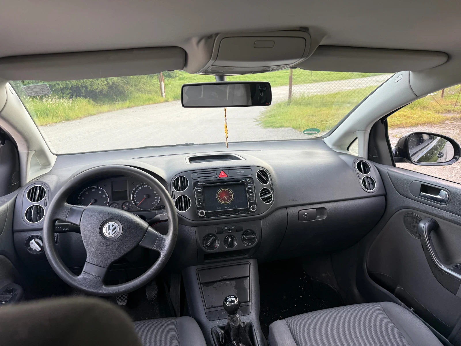 VW Golf Plus, снимка 5 - Автомобили и джипове - 54671929