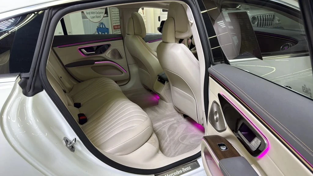 Mercedes-Benz EQS 450+ , снимка 3 - Автомобили и джипове - 54750368