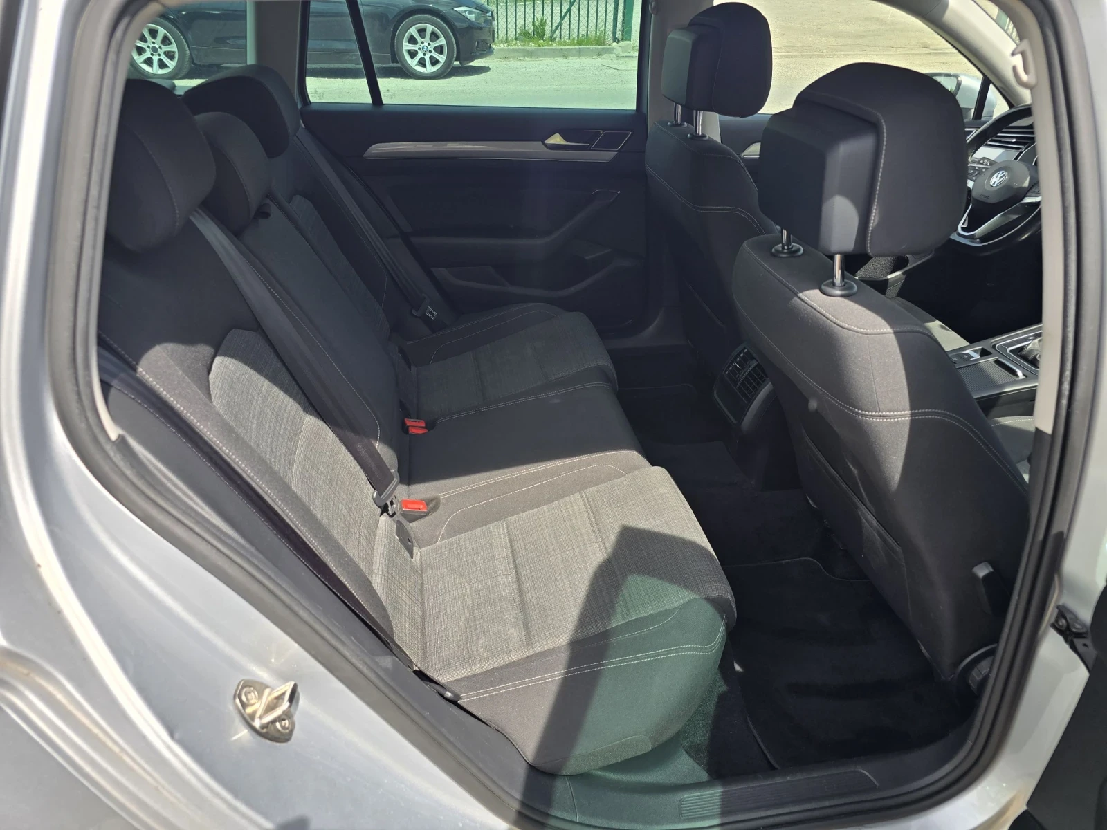 VW Passat 2.0TDI/EXECUTIVE/MATRIX | Mobile.bg � ����������� 11