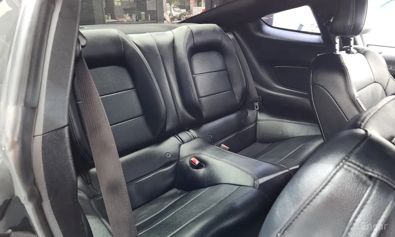 Ford Mustang 2.3 ECOBOOST / ОБДУХ / КОЖА, снимка 16 - Автомобили и джипове - 54836653