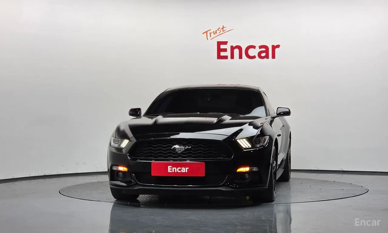 Ford Mustang 2.3 ECOBOOST / ОБДУХ / КОЖА, снимка 3 - Автомобили и джипове - 54836653