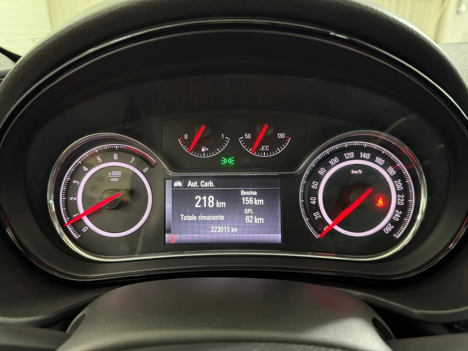 Opel Insignia 1.4 turbo COSMO| ЗАВОДСКА ГАЗ | 2024 смяна бутилка, снимка 11 - Автомобили и джипове - 55315327