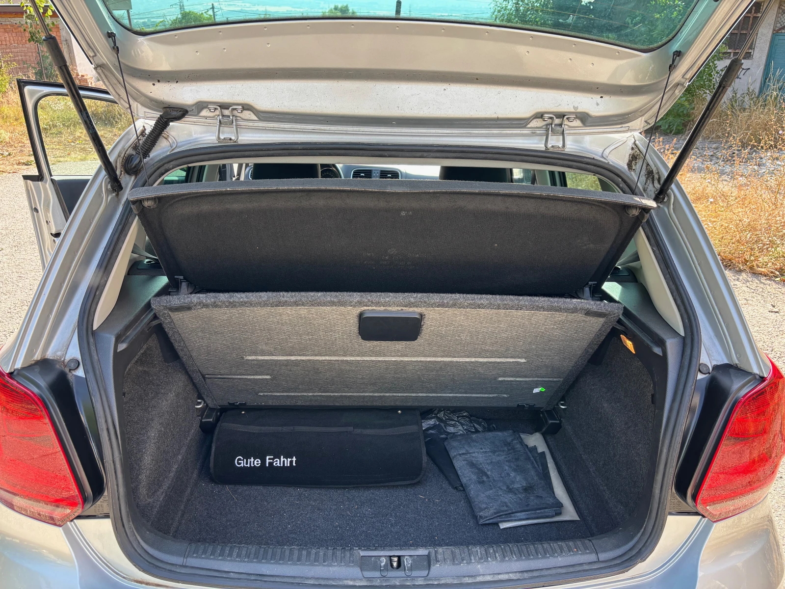 VW Polo, снимка 10 - Автомобили и джипове - 55715385