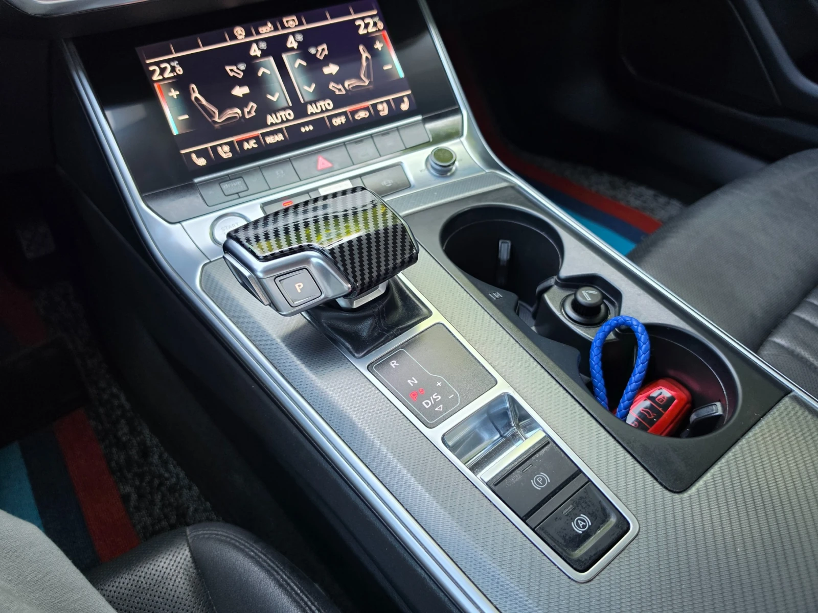 Audi A6 45TFSI QUATTRO * ОБДУХ * DIS * ЛЮК * 360, снимка 12 - Автомобили и джипове - 55802153
