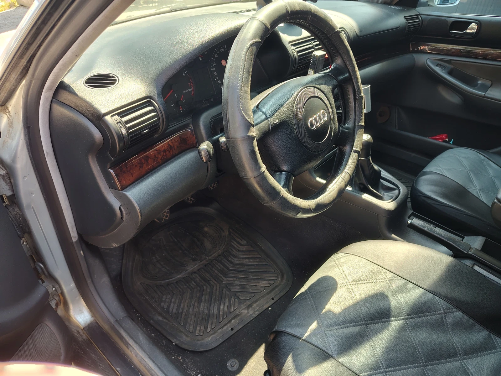 Audi A4 B5 1.8, снимка 6 - Автомобили и джипове - 55821386