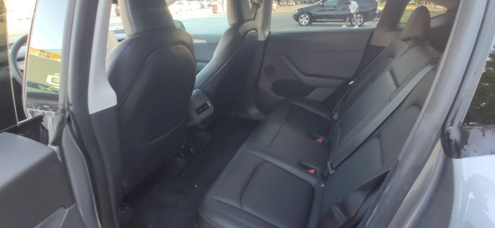 Tesla Model Y Long range Dual motor, снимка 5 - Автомобили и джипове - 55981250