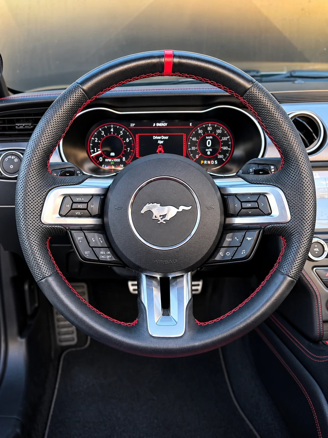 Ford Mustang 2.3ECOBOOST| DIGITAL| PREMIUM| СОБСТВЕН ЛИЗИНГ, снимка 8 - Автомобили и джипове - 56129927