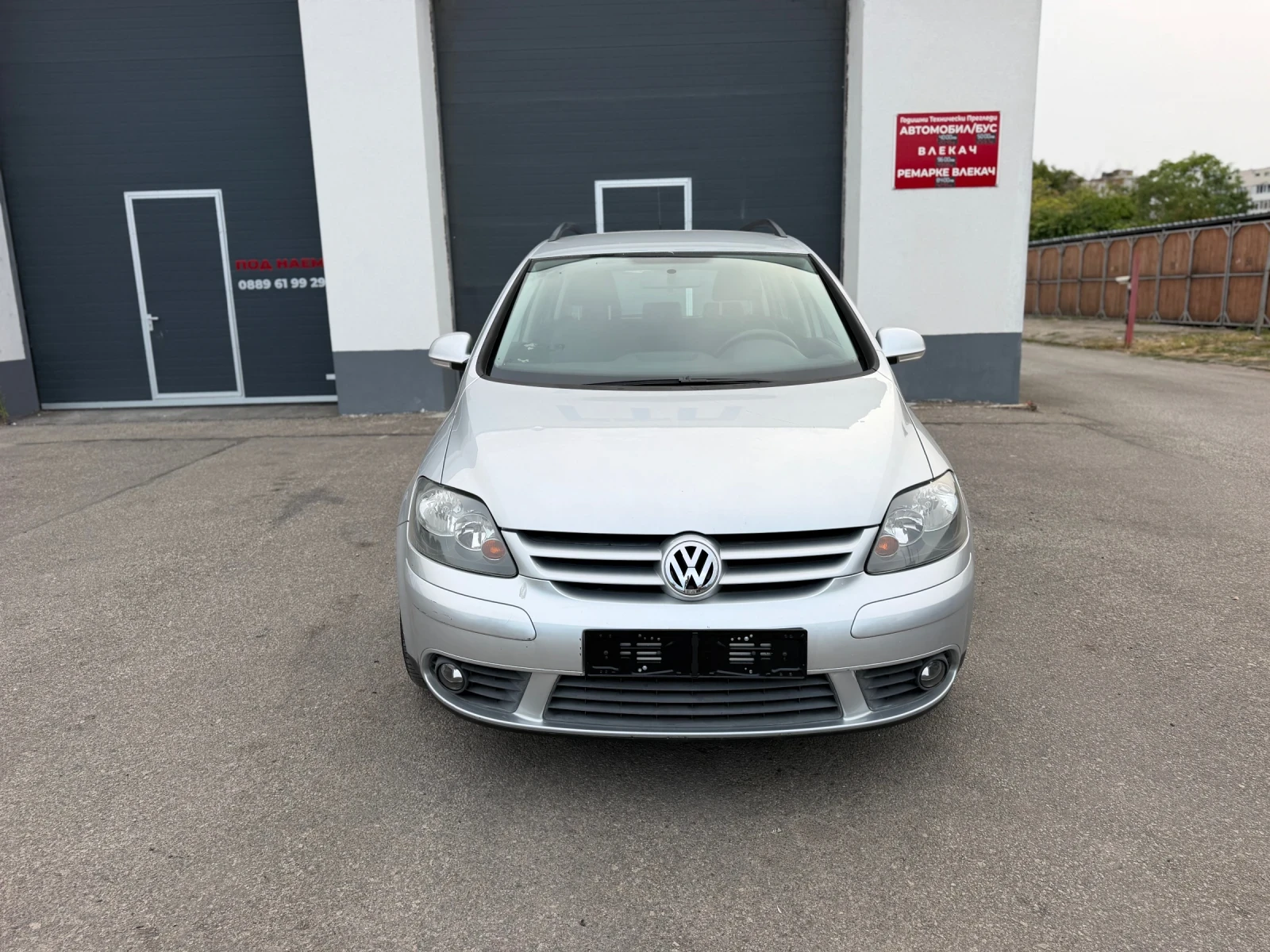 VW Golf Plus 1.6i 102кс , снимка 8 - Автомобили и джипове - 56155991
