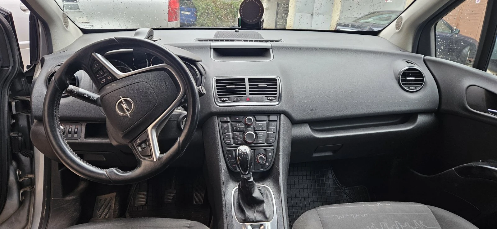 Opel Meriva 1.4 Benzin/GAS, снимка 11 - Автомобили и джипове - 56579303