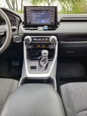 Toyota Rav4 XLE * 4x4 2.5, снимка 13