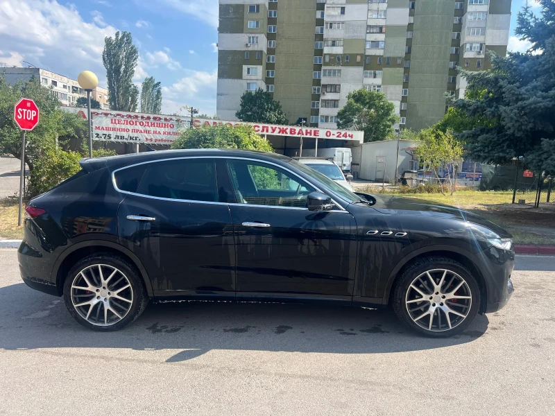 Maserati Levante Grand sport full fece 2022 Швейцария! реални км!, снимка 4 - Автомобили и джипове - 52077757