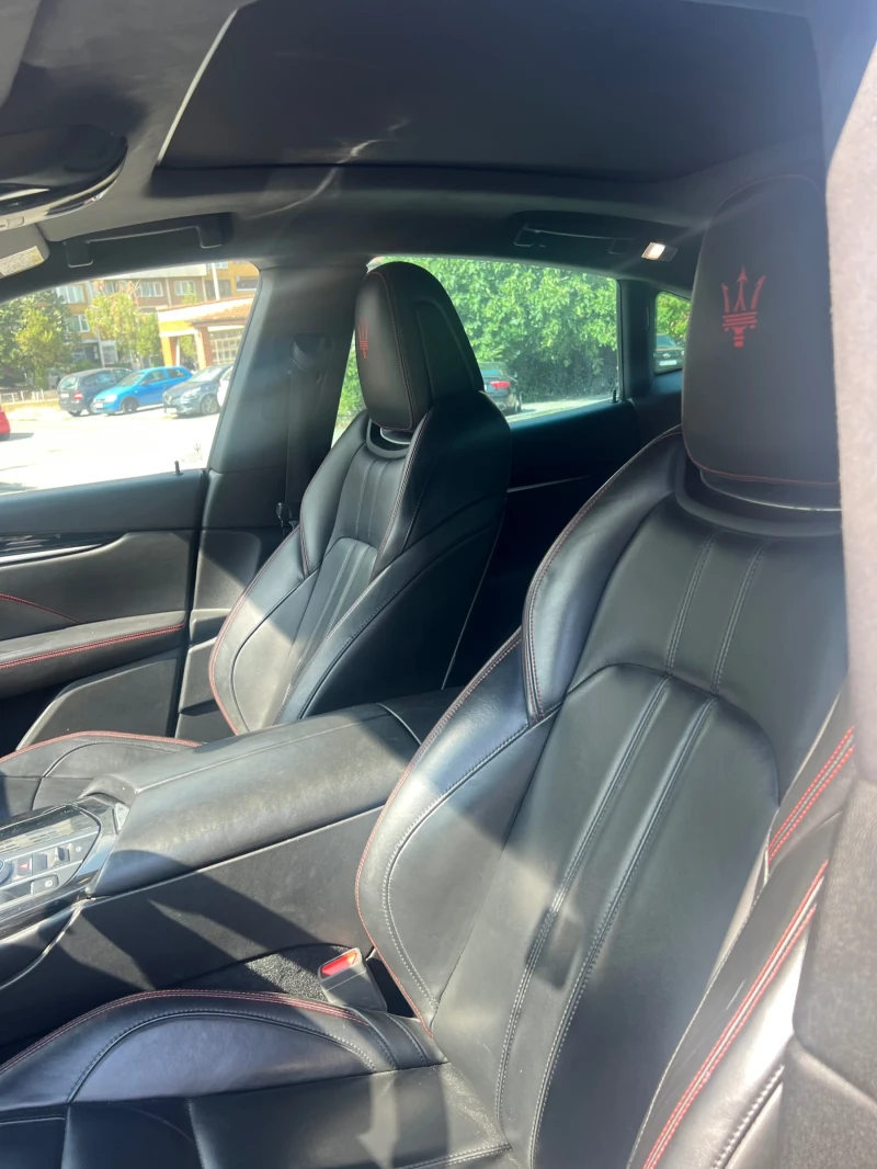 Maserati Levante Grand sport full fece 2022 Швейцария! реални км!, снимка 11 - Автомобили и джипове - 52077757