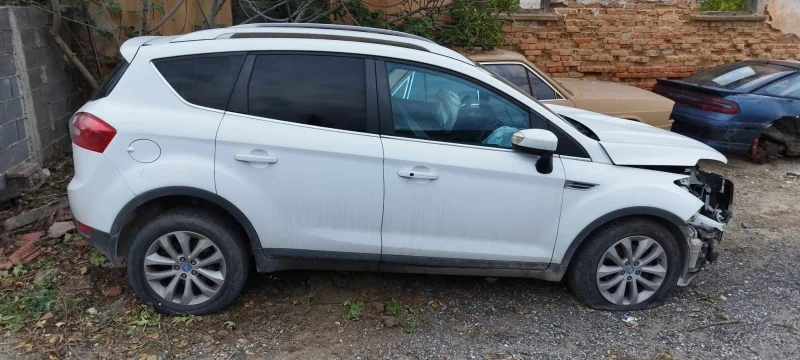 Ford Kuga, снимка 2 - Автомобили и джипове - 47492900